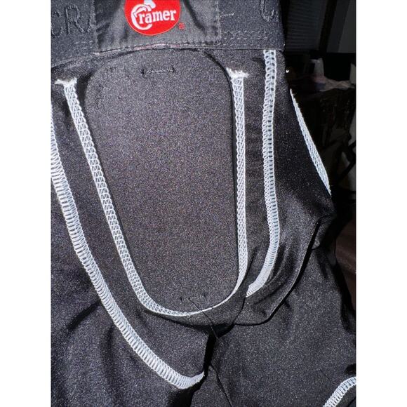 CRAMER 5-Pad Padded Football Protection w/ Girdle Cup Pocket H1BKYM YOUTH MEDIUM - Picture 7 of 9